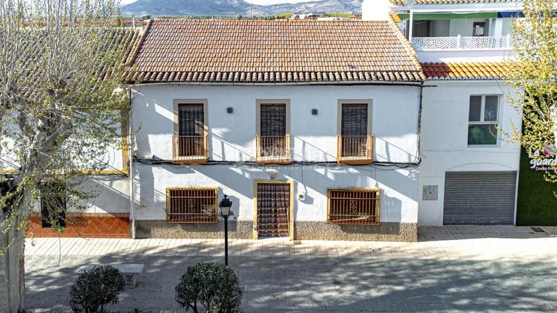Foto 11a0eb66-a8df-48a0-ba2f-56dd6a649280. Casa pareada casa en venta en Belicena Vegas del Genil