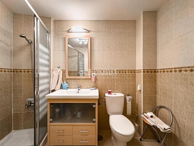 Foto f2ee0d35-e243-49ab-80e8-c137141ff538. Piso  en venta en Cúllar Vega