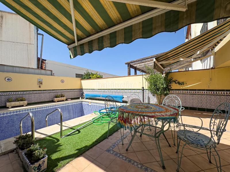 Foto 4a555a30-c965-4ddd-8097-1d987265e59c. Casa pareada casa en venta en Cúllar Vega