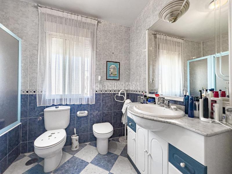 Foto e2b8e0a0-5266-4c75-bd66-54ad12fbcbe6. Casa pareada casa en venta en Cúllar Vega