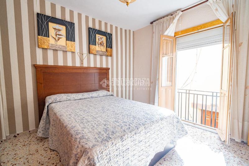 Foto 469f52fe-715e-4143-b888-6edf00588fe2. Casa aparellada a Belicena Vegas del Genil