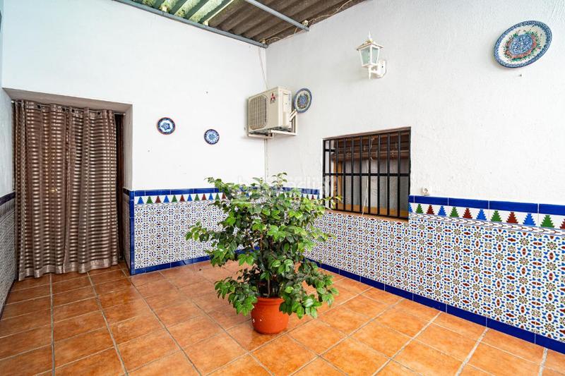 Foto 68e2e955-77e5-4469-9e8d-f07d1e9c0a8c. Casa aparellada a Belicena Vegas del Genil