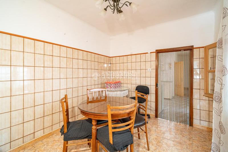 Foto 734f3288-babf-4b3a-92d9-5e3141ca4706. Casa aparellada a Belicena Vegas del Genil