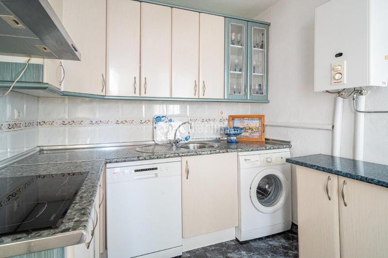 Foto 8dca4e36-e98f-4923-9940-f07587e678b4. Casa aparellada a Belicena Vegas del Genil