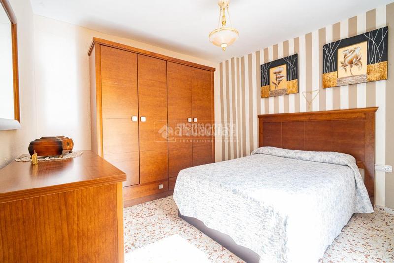 Foto 9f10158d-2af1-415f-9736-05387e044f8b. Casa aparellada a Belicena Vegas del Genil