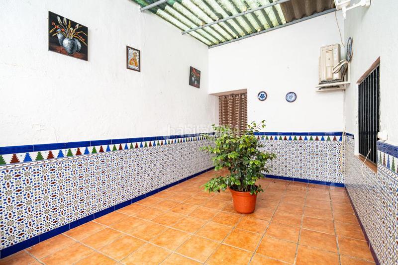 Foto dd5ae6a8-6fc3-4220-8c26-099904021bd1. Casa aparellada a Belicena Vegas del Genil