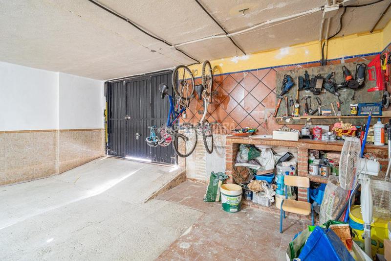 Foto ad003bc1-35dc-430a-808c-9d2ef0459ded. Casa aparellada a Ambroz Vegas del Genil