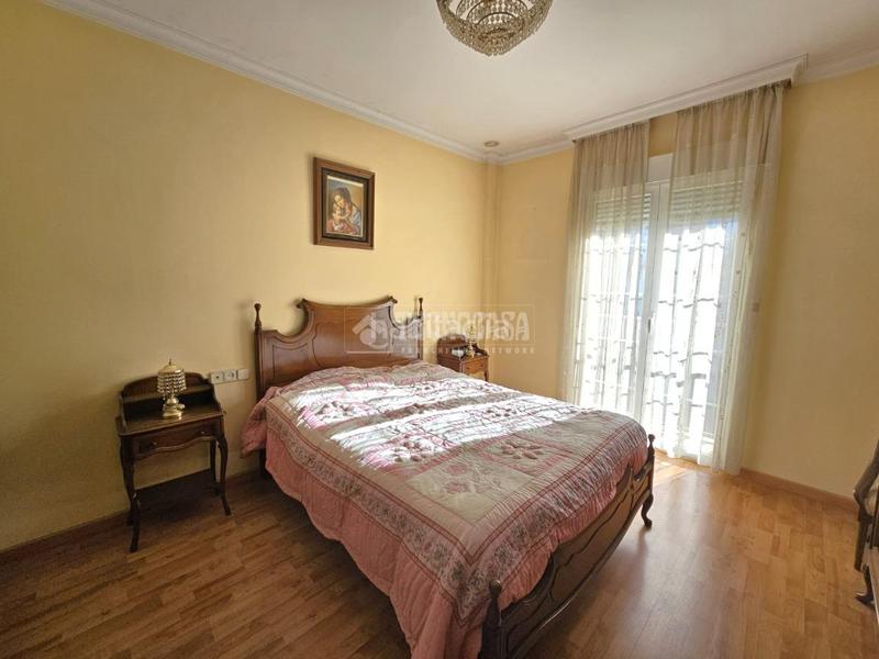 Foto bf946091-e2ad-4b60-b03f-ff59f5181514. Maison jumelée avec chauffage dans Cúllar Vega