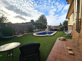 House in Belicena. Casa en venta en cúllar vega