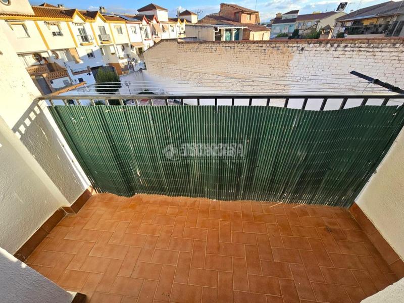 Foto 1486d320-bdf7-4cff-98b5-54c54f8a3239. Casa a Belicena Vegas del Genil