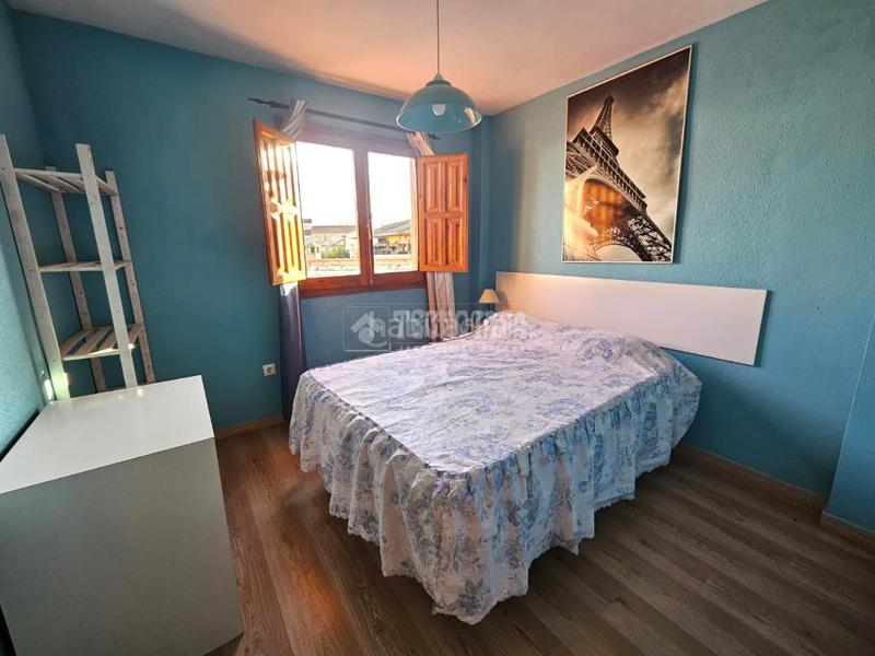 Foto 3e7d54bb-ac8c-46cd-be53-5e83b4b33163. Casa a Belicena Vegas del Genil