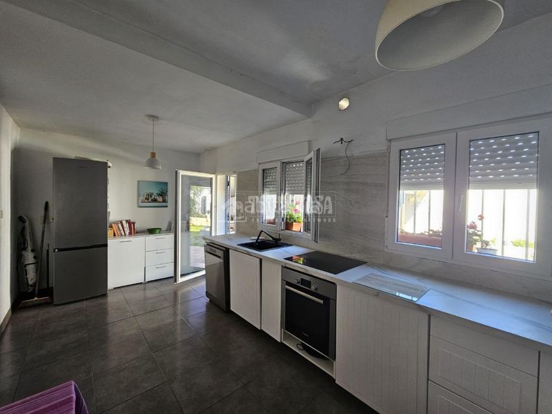 Foto 04a4a507-e429-4905-8a20-86859a3677fa. Casa amb calefacció aparcament a Ambroz Vegas del Genil