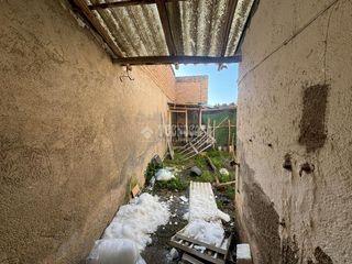 Casa aparellada a Belicena. Casa en venta en vegas del genil