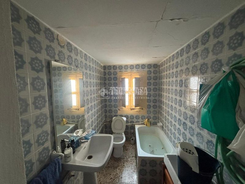 Foto f2566b7f-e447-46a0-9887-79a8a20f69ab. Casa bifamiliare in Belicena Vegas del Genil