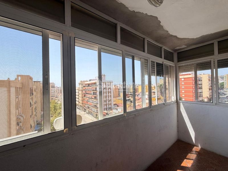 Foto 313848c2-9985-466b-8611-e8175cf1a772. Piso  en venta en Los Castillejos - La Trinidad Málaga