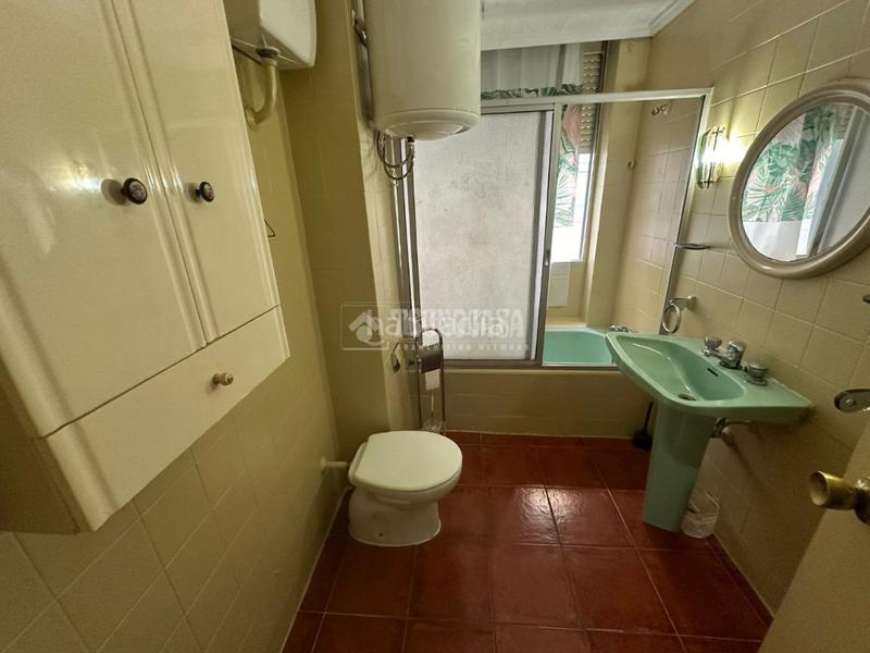 Foto 241e501a-dfc0-4a2e-b7d7-debfdefc4ac8. Flat with heating in Las Fuentes Zaragoza