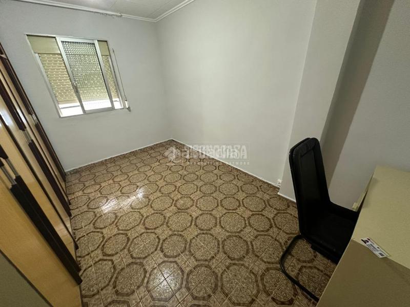 Foto 73c1523a-6d70-4715-9926-aedf69627b0b. Flat with heating in Las Fuentes Zaragoza