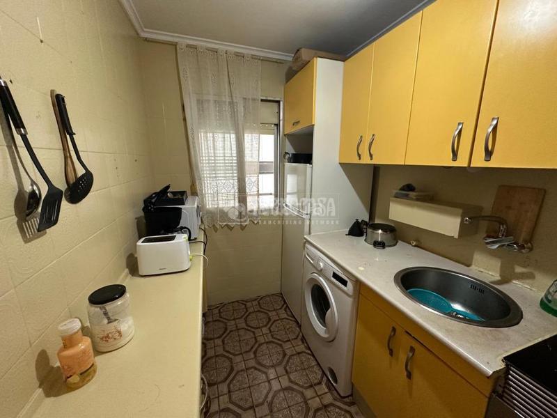 Foto b43200c3-e149-4a61-b456-dca07c946eee. Flat with heating in Las Fuentes Zaragoza