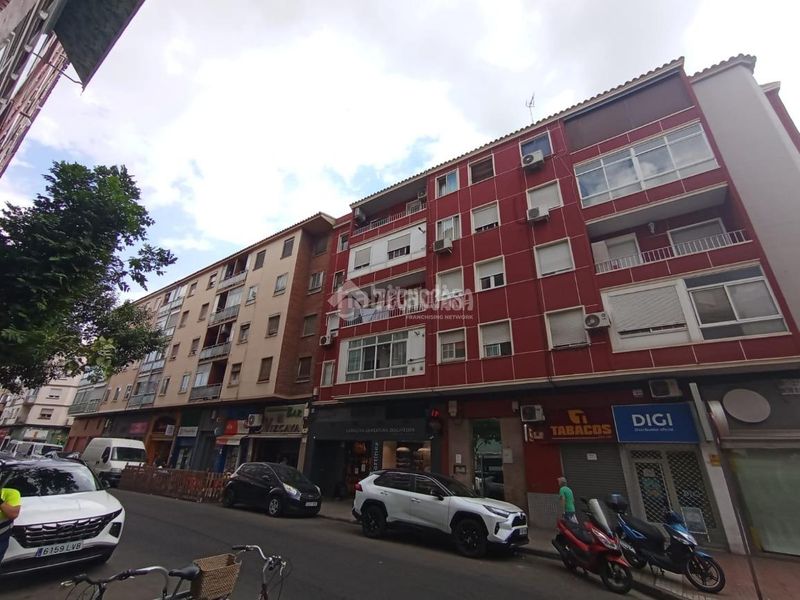 Foto 4e6e3064-9c2d-42c0-81e3-f0efe6f2c53c. Piso  en venta en Las Fuentes Zaragoza
