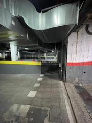 Parking coche en P.º de las Yeserías