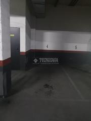 Location Parking voiture  Calle del labrador. Boxplaza de garaje en alquiler en madrid