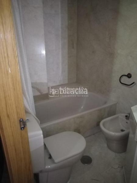 Foto 3ebf55ed-69f7-45ab-99f6-26996b769a51. Rent flat with heating pool in Acacias Madrid