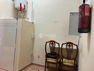 Lloguer Local Comercial  C. de melilla. Local comercial en alquiler en madrid