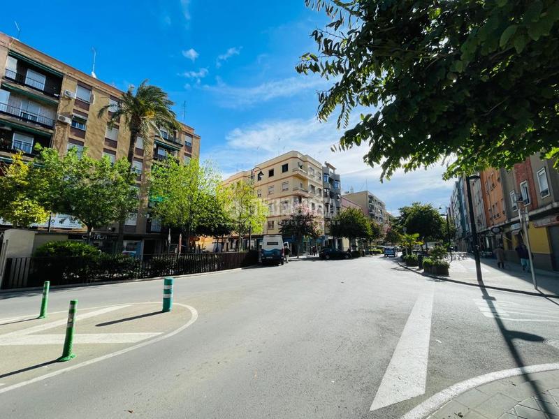 Foto bb4b4a96-610a-45f2-be27-38c85b0213af. Locale commerciale in Quart de Poblet