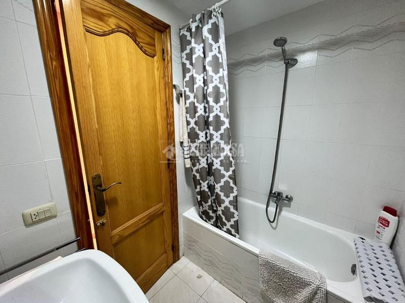 Foto 3b51190c-292d-470c-8867-ea5a8830fd5e. Piso  en venta en El Perellonet Valencia