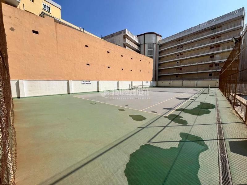 Foto a8c50c82-850c-4b65-aa10-4bc0a1785770. Piso  en venta en El Perellonet Valencia