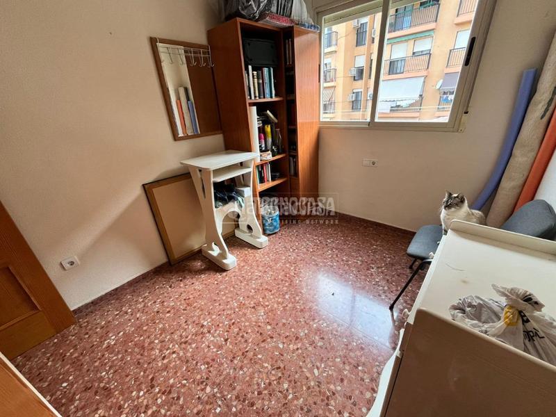 Foto f3bce364-61d7-430e-a0d6-ab955db4cd85. Pis amb aparcament a El Grau Valencia
