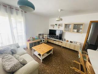 Pis a El Mercado. Piso en venta en manises