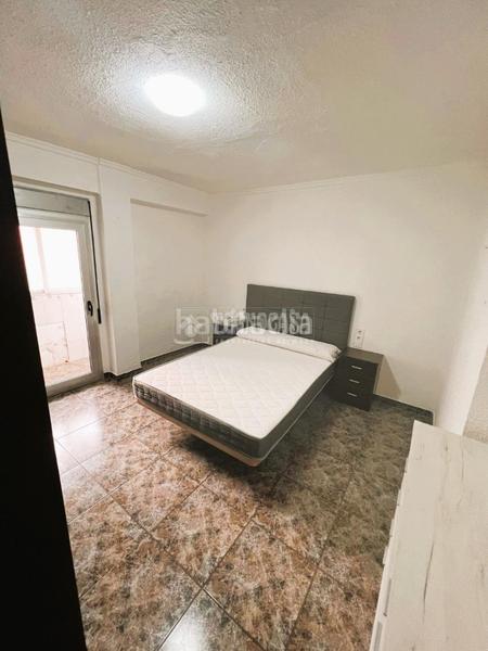 Foto c99debd4-cc83-44bc-87e8-1b30fcb2a071. Pis a Centro Ciudad Manises