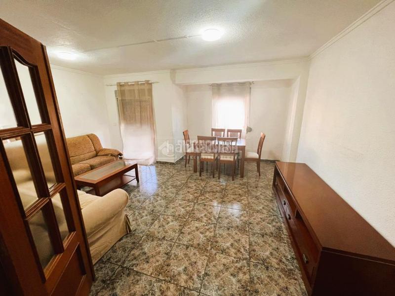 Foto dd2739ec-0251-42c0-87cc-d52002def671. Pis a Centro Ciudad Manises