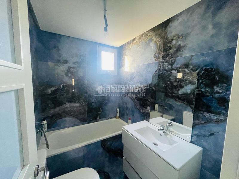 Foto 843abcb8-472a-43ca-a81a-4881d5d5c4a0. Pis a El Mercado Manises