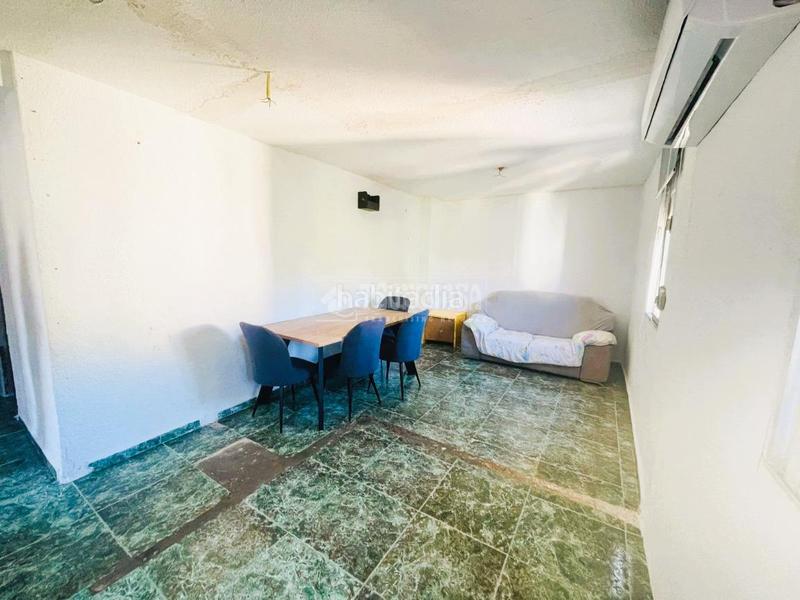 Foto fb8ae5bb-d108-4bb2-9645-0d9bf95839ed. Pis a El Mercado Manises