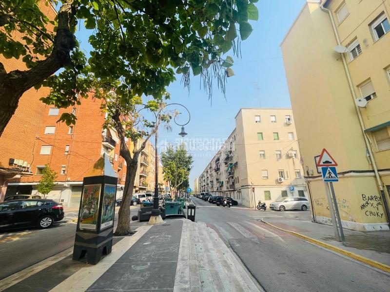 Foto a90925ef-d7ce-41d5-a706-ed66e3e38c36. Piso  en venta en El Mercado Manises