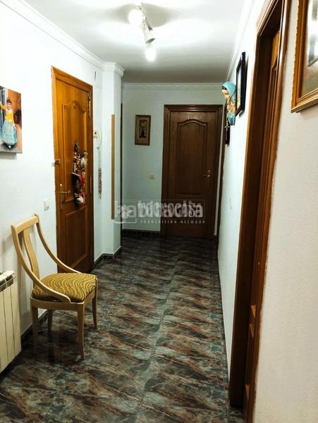 Foto 45ff06ab-fe04-40c2-aff3-d0f2ab460e69. Casa con parcheggio in El Mercado Manises