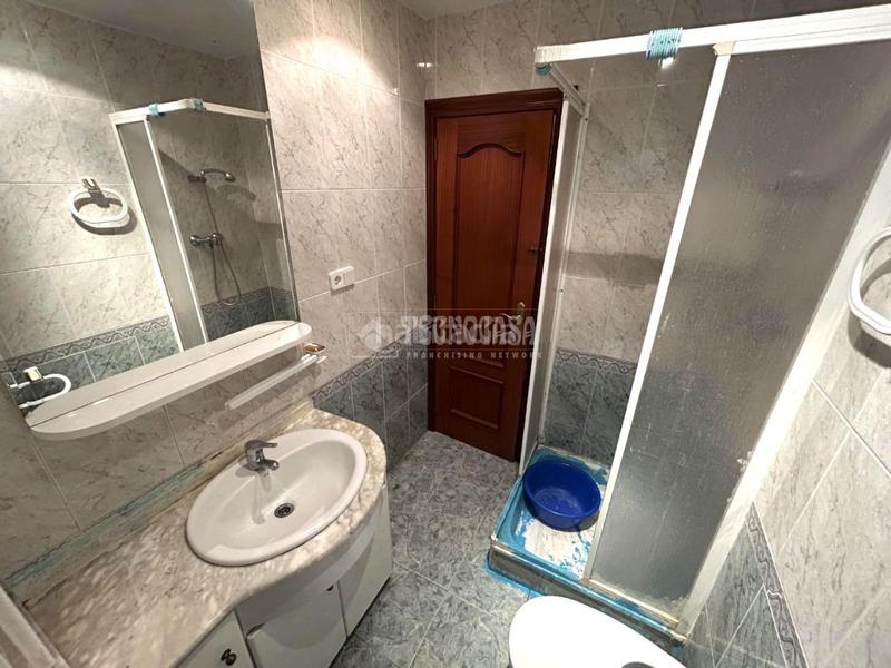 Foto 321b9e1e-ee7e-4eec-b6b2-2b3062855965. Pis amb aparcament a Aiora Valencia