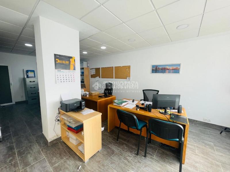 Foto f67dd818-808b-47d2-a96b-ca49cc0f6c10. Local comercial tienda en venta en Centro Ciudad Manises
