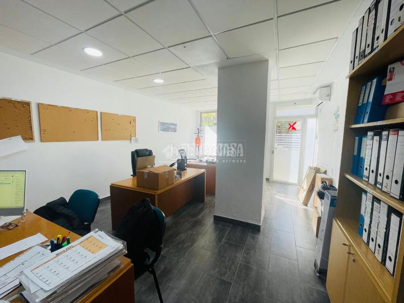 Foto fba7bb39-f35c-473d-a160-6c81b2154556. Local comercial tienda en venta en Centro Ciudad Manises