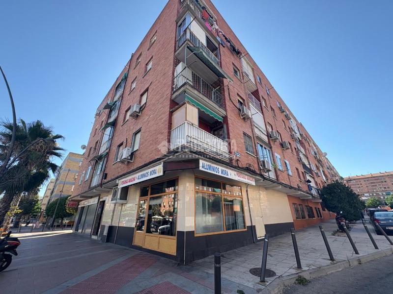 Foto b0dd3149-fb27-47e8-93f4-6228c176c19b. Pis a Juan de la Cierva Getafe