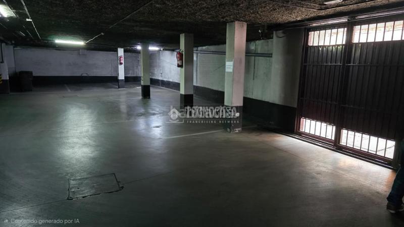 Foto faa6a713-e118-4326-8378-feb47da936b0. Aparcament cotxe a Juan de la Cierva Getafe