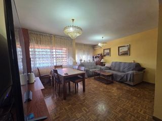 Appartement à Velilla de San Antonio. Piso en venta en velilla de san antonio