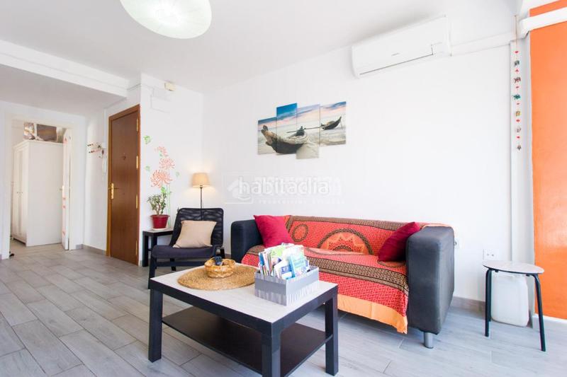 Foto f9e2e2a3-f682-4500-91dc-e8dce2d1d776. Piso  en venta en La Princesa Málaga