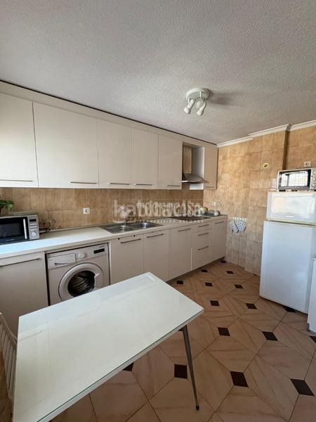 Foto 72e1ee2d-8f7b-4e63-90cb-8074701e0384. Piso  en venta en La Princesa Málaga