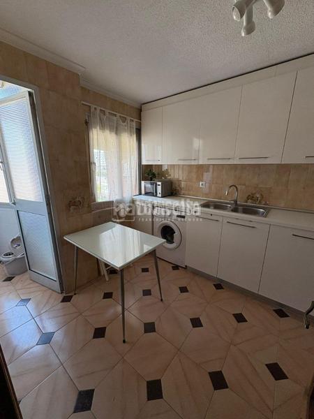 Foto 865452c2-3c70-414b-932a-e7d6ca0e4f74. Piso  en venta en La Princesa Málaga