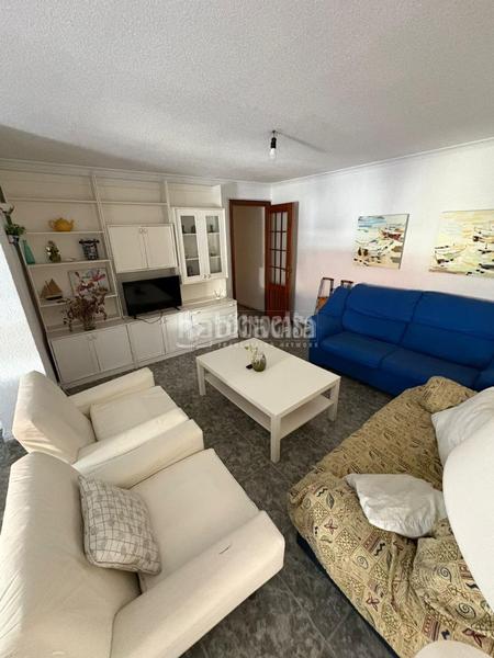 Foto c6a91a29-8497-4e1a-8261-ba50032fc5f3. Piso  en venta en La Princesa Málaga