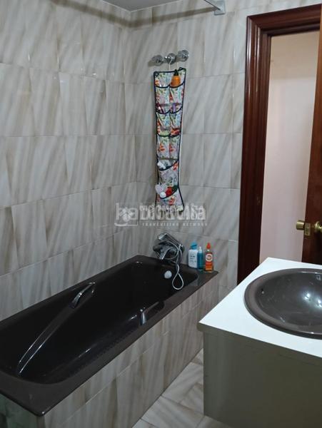 Foto 355f6b2c-452f-4acd-942d-6c02ea8b06f5. Appartement avec parking dans Parque Ayala - Jardín de la Abadía - Huelín Málaga