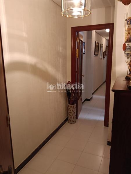 Foto bc9cdce4-8bb3-431c-acb3-1ff305b43771. Appartement avec parking dans Parque Ayala - Jardín de la Abadía - Huelín Málaga